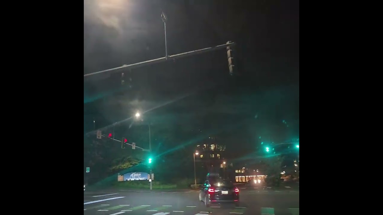 Mobiling in Kirkland and Bellevue while listening to my ham radio