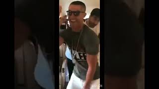 كضيت بيدي اني الكار طكيته طلع جبار                         ريال مدريد  مراوغات سمعها