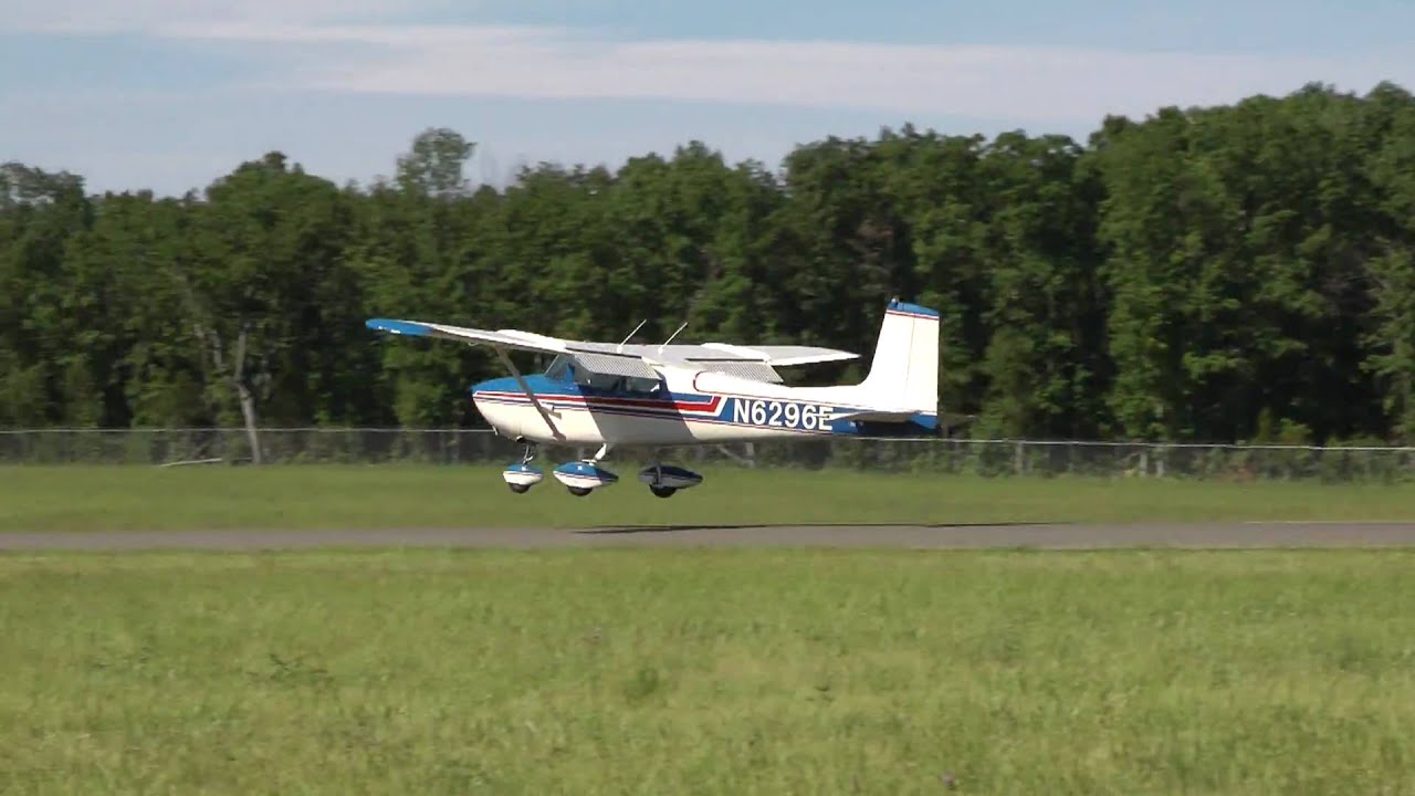 Cessna 172, N6296E landing at KHWY on 051510 at 1422