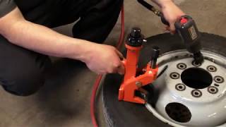 Pneu Tek Tire Bead Breaker Demo by Justin Ochoa 1,695 views 4 years ago 5 minutes, 48 seconds