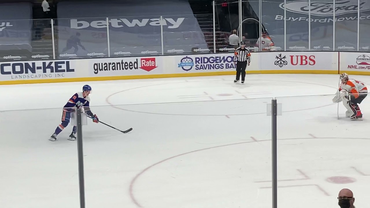 New York Islanders Brock Nelson shoot out winner 4/8/21