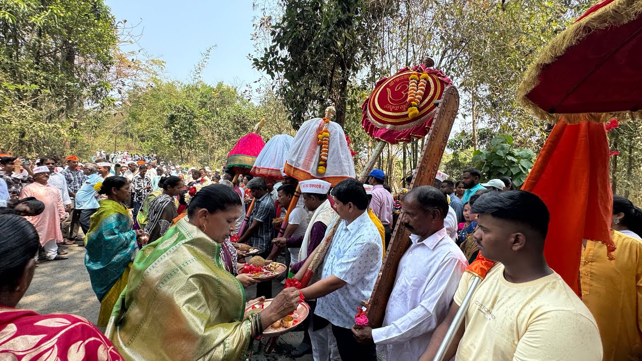 देव तरंग आले चव्हाठा मंदिराकडे!  कोकणातील होळी सण 2026#smmalvani 