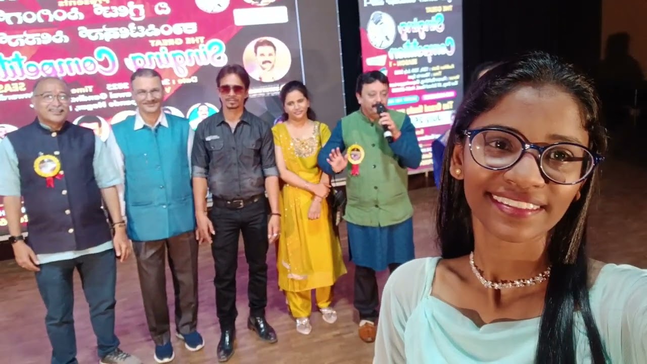 GROUP PHOTO WITH ORGANISERS & SELECTION MAKING GREAT SINGERS 🙏🙏@MAQSOOD MAX SINGING COMPETITION 🎙