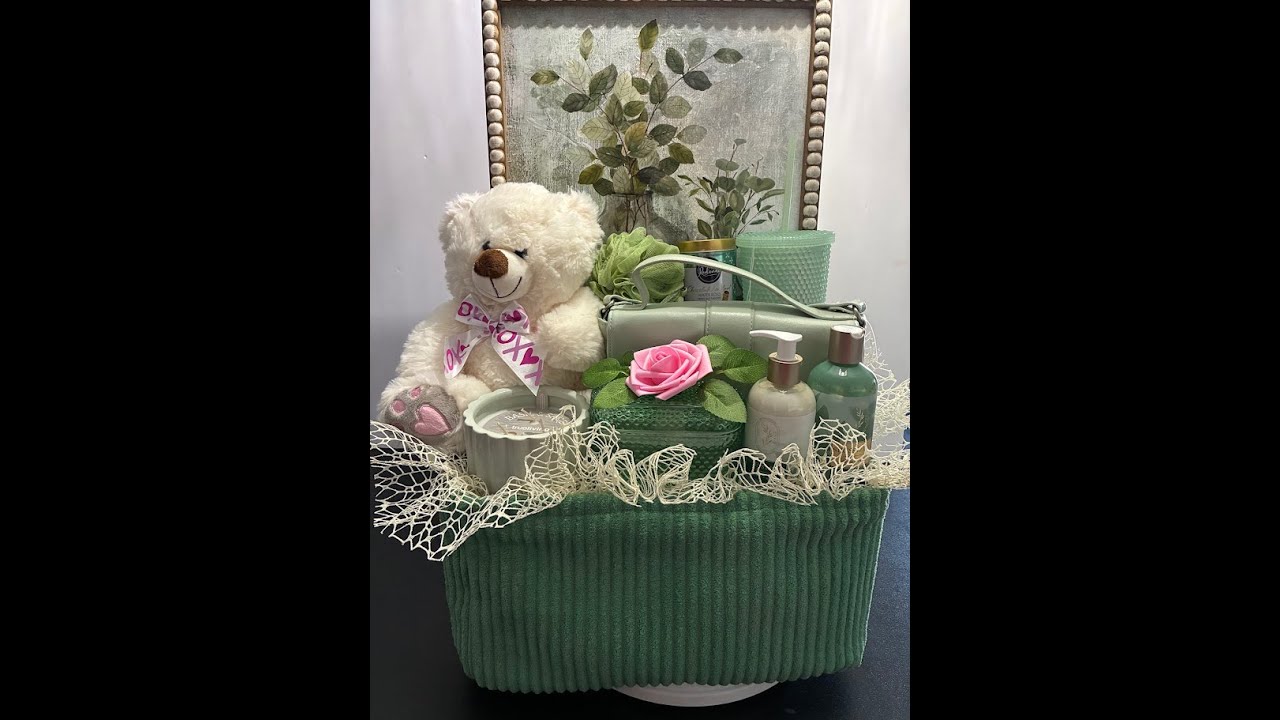 Зелёная вельветовая сумка-шоппер в качестве подарка 