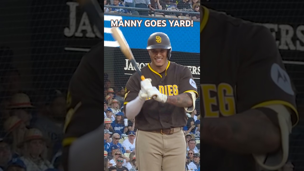 That was pretty 😮‍💨 #mlb #padres #homerun #mannymachado