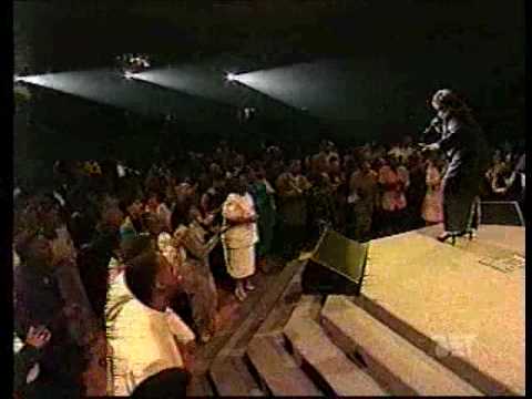 Vickie Winans (Long As I Got King Jesus)