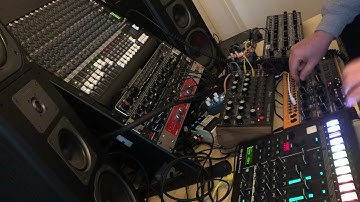 Friday live Techno Jam 30042021 roland tr-8s moog dfam behringer pro-1 crave