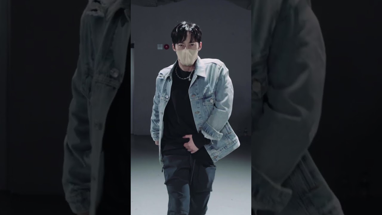 Watch the OG choreographer slaying KAI's epic Mmmh dance moves!🤩🤩 