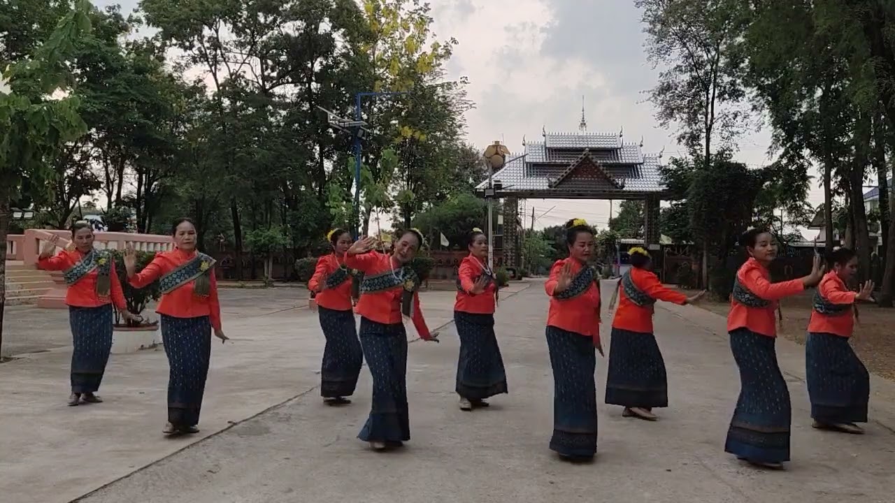 รำฮักสาวเฒ่า #ทีมสาวมักม่วน บ้านศิลานาโพธิ์ อ.บ้านไผ่ จ.ขอนแก่น -บุญชู บัวผาง
