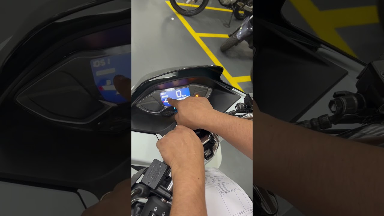 Como apagar a luz oil change pcx 160 2023