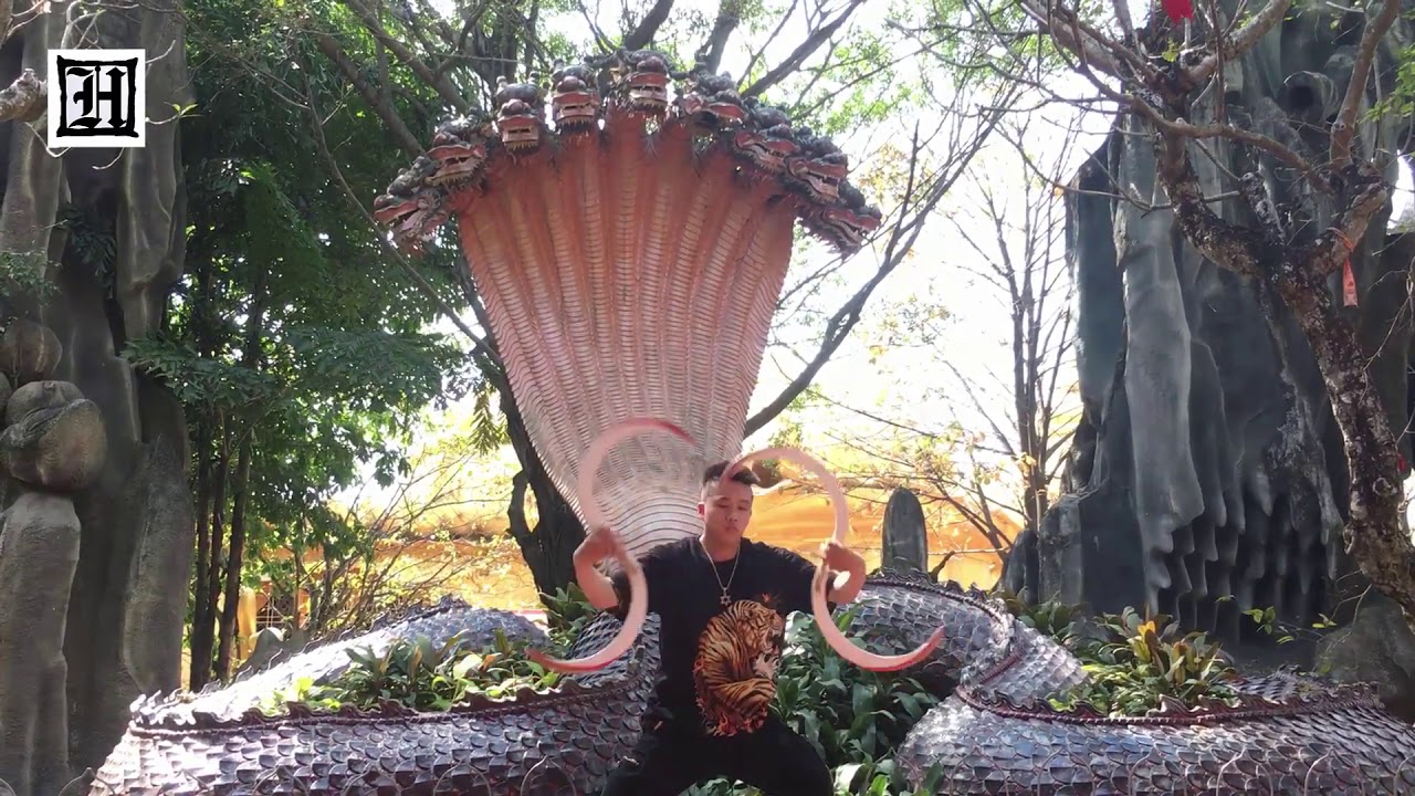 Osama Halley | Buugeng Illusion