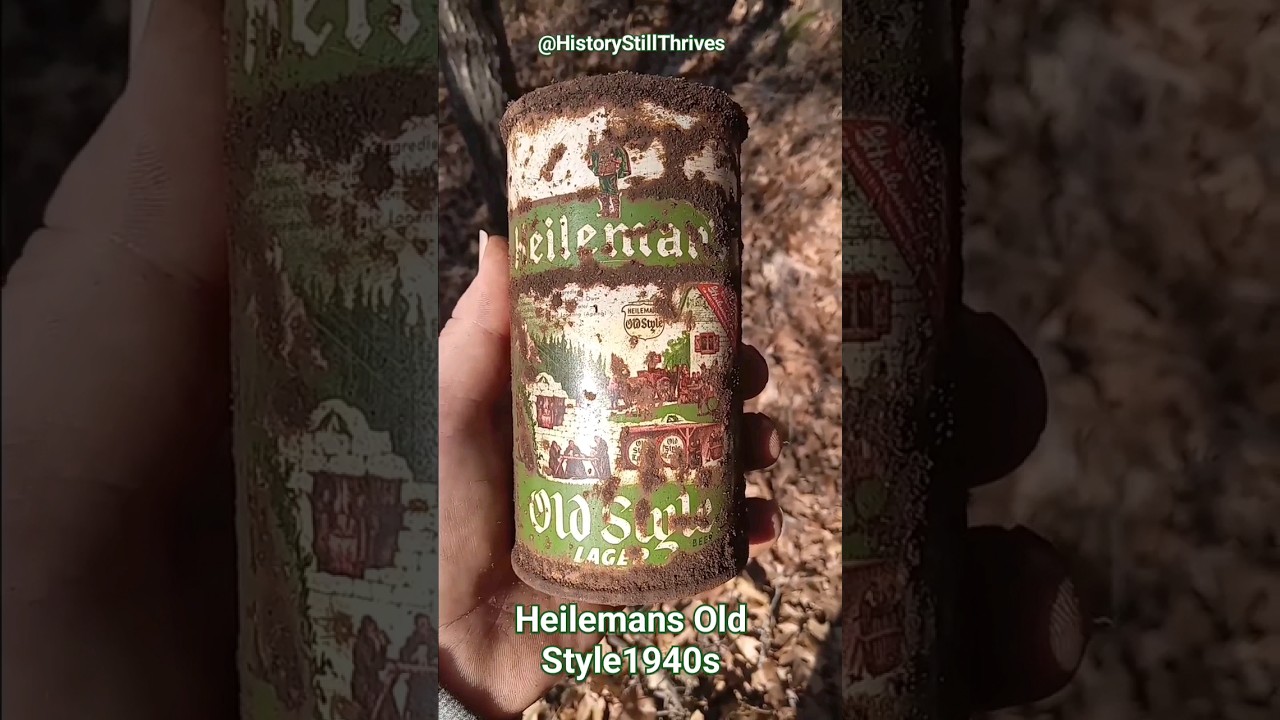 Bottle Digging Dump Heilemans Old Style Beer Can LaCrosse, Wisconsin 1940s 