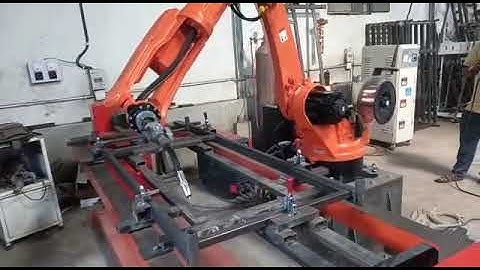 Yasaka robot automation for welding
