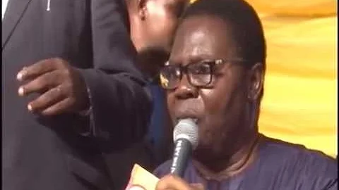 EBENEZER OBEY PRAISES K1 De ULTIMATE AT OLUBADAN'S CORONATION ANNIVERSARY CELEBRATION 1