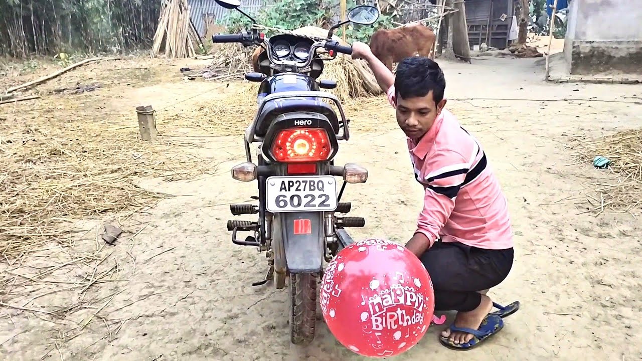 100cc Bike vs Balloon | HF delux का power तो देखो | Experiment star pro
