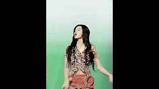 bunu ailem gibi göredüklerime "💛" #blackpink #ytdayibenionecikarnolur #lisa #bp #keşfetbeniöneçıkar