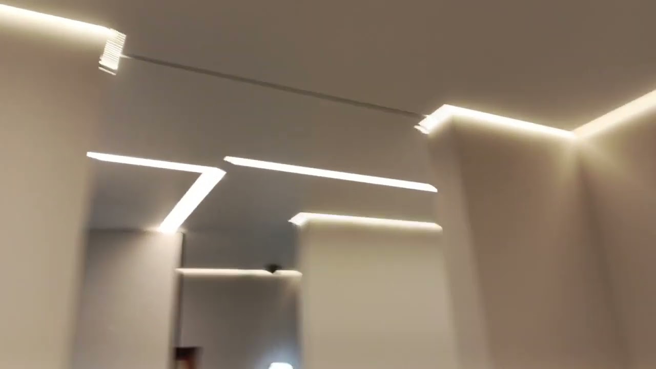 Матовые натяжные потолки в квартиру