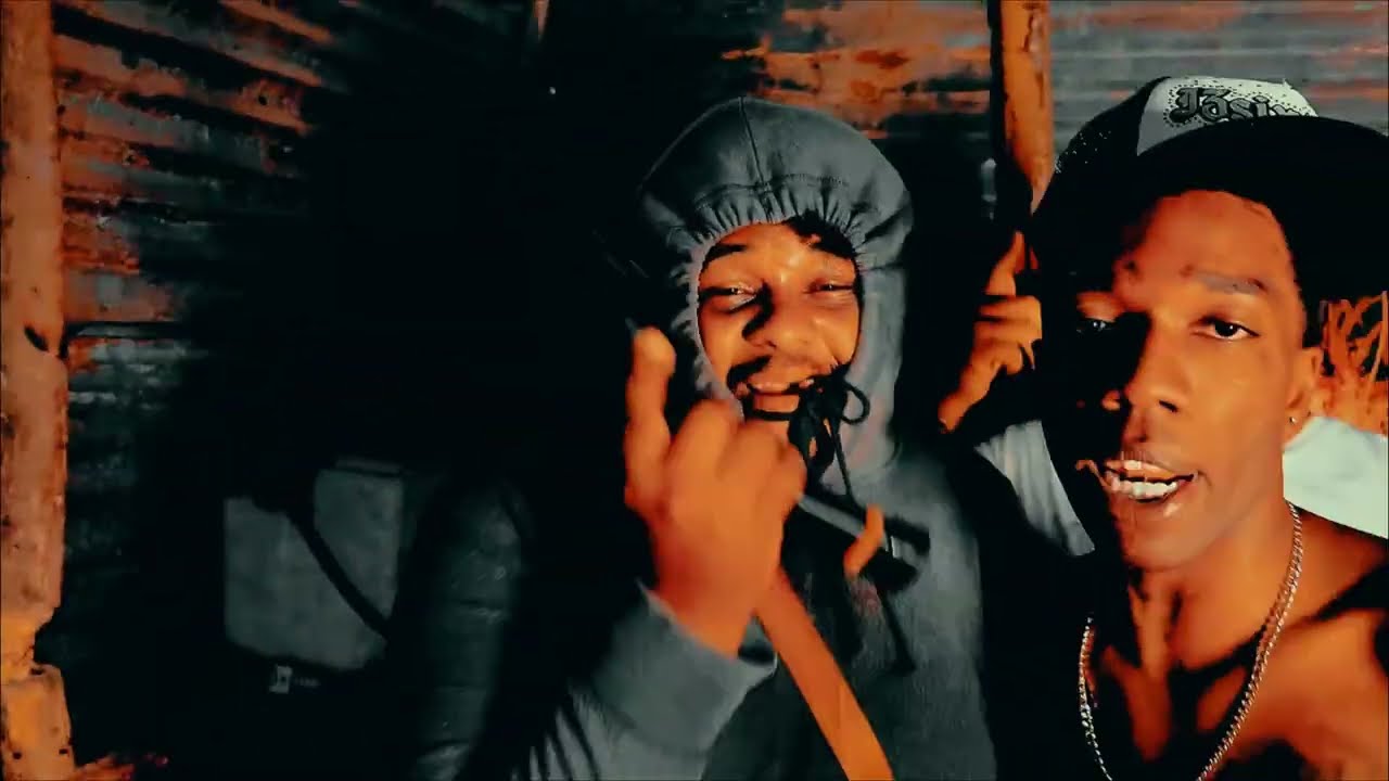 Watch MARIO LA MOÑA, WHTEGOLD - PAPOTE (VIDEO OFICIAL) on YouTube Watch MARIO LA MOÑA, WHTEGOLD - PAPOTE (VIDEO OFICIAL) on YouTube