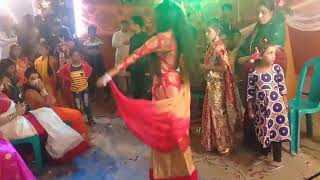 Chikon Chakon Manja Dole -- Bangla Dance - Bangla Wedding Dance Performance