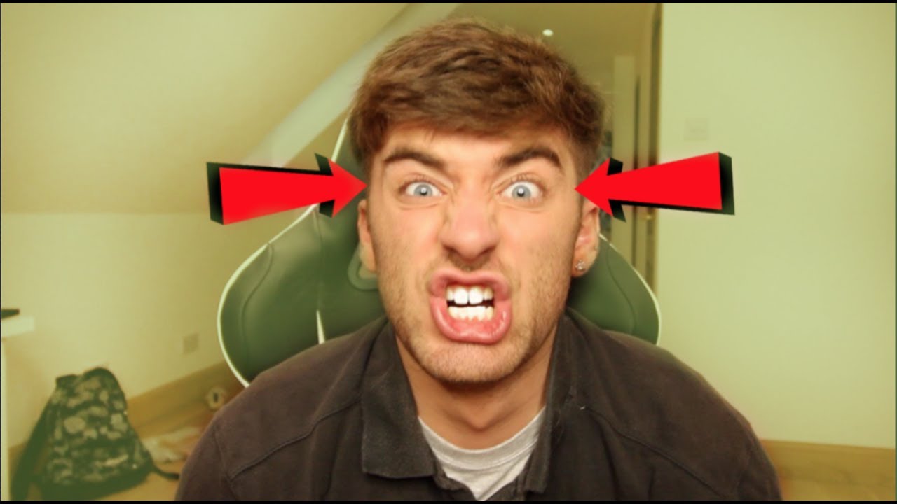 sneezing with my eyes open - i can sneeze with my eyes open i'm so crazy!!