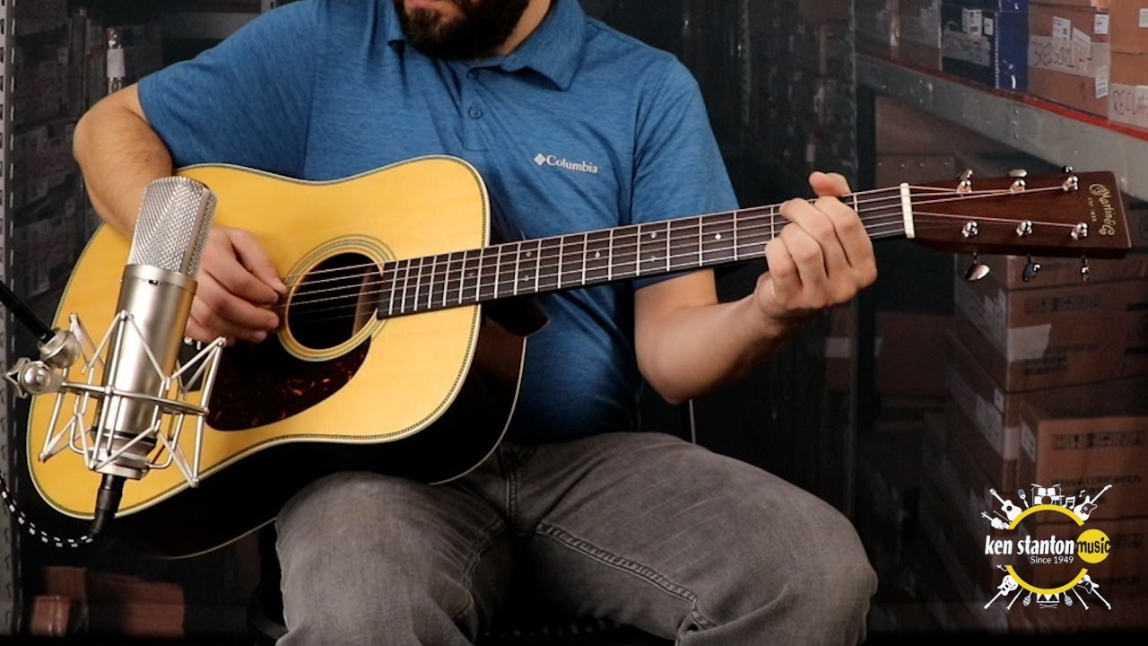 MARTIN HD-28 STANDARD DREADNOUGHT ACOUSTIC Guitar Demo