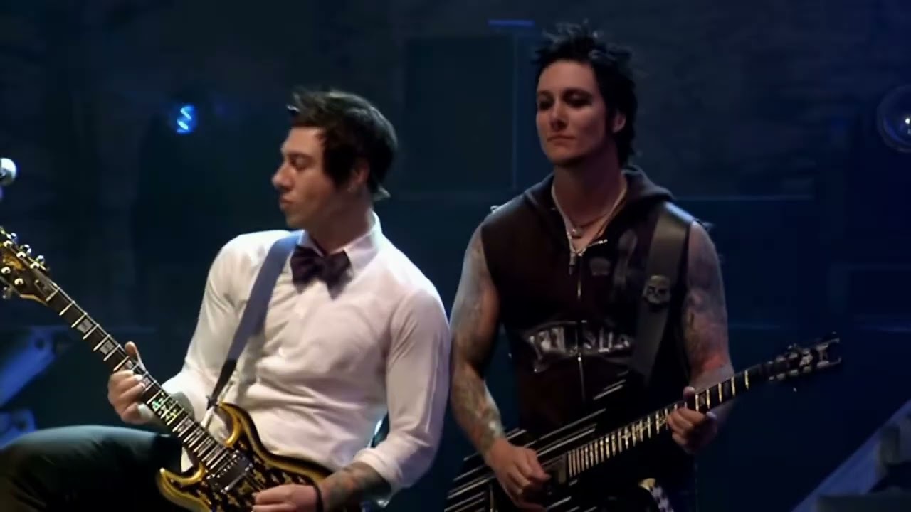 Avenged Sevenfold - Live In The LBC - YouTube