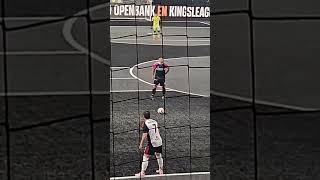 Kun Aguero juega en México