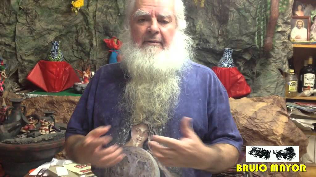 El Brujo Mayor en Houston Texas magic mouse