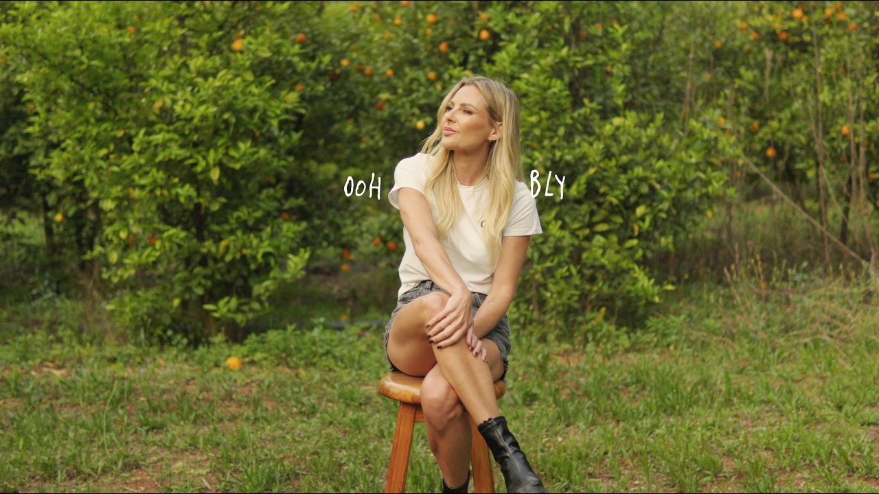 Obejrzyj Karlien van Jaarsveld - Bly (Lirieke Video) w YouTube Obejrzyj Karlien van Jaarsveld - Bly (Lirieke Video) w YouTube