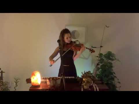Obejrzyj NPR Tiny Desk Submission 2020: “Make Something” by Meyadi w YouTube Obejrzyj NPR Tiny Desk Submission 2020: “Make Something” by Meyadi w YouTube
