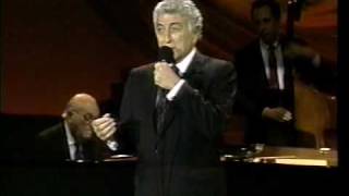 I&#39;ll Be Seeing You (composed in 1938 by Irving Kahal &amp; Sammy Fain) - Tony Bennett