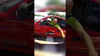 C*CKY DRIVER RAGE BAITS A BIKER!! 😲