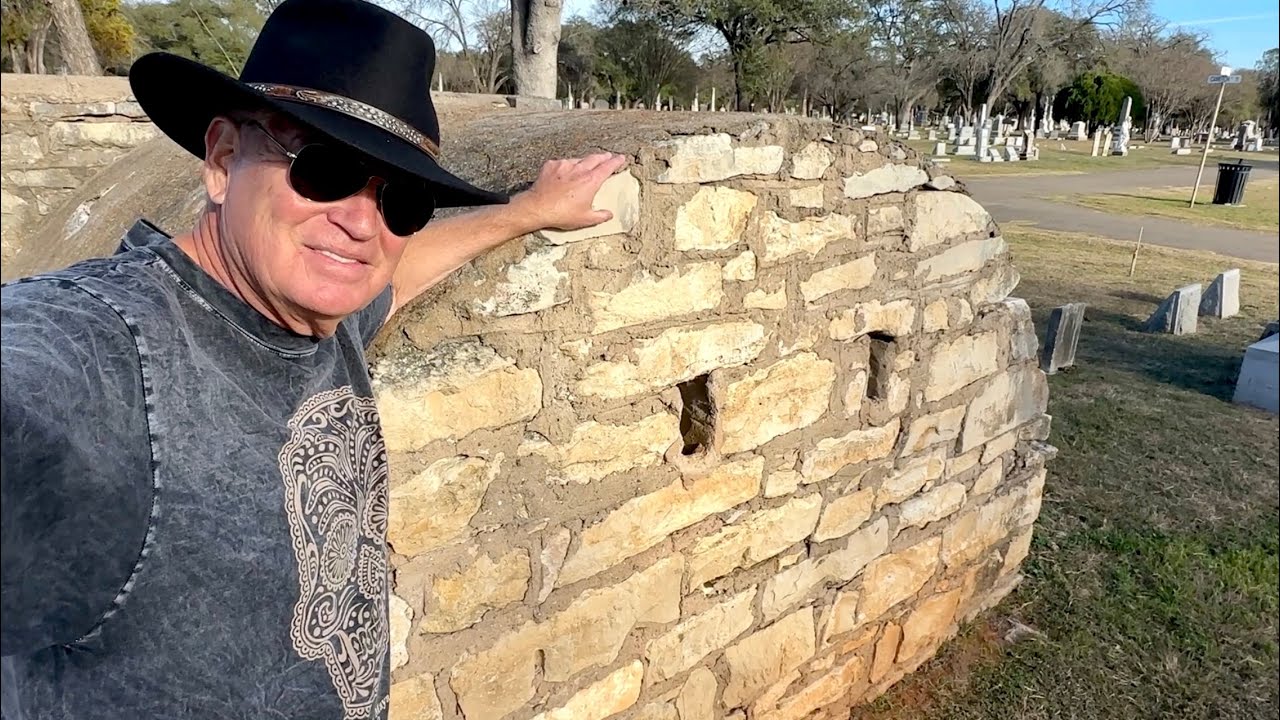 Live from Waco, Texas. Oakwood Cemetery. SNAKE CAMERA INSIDE NEXT! (119)