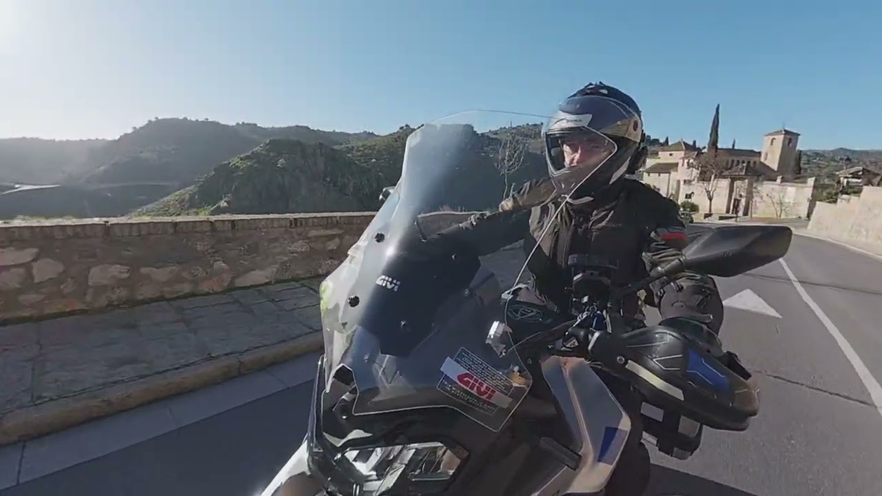 Voge 900 DSX: Salida de Toledo