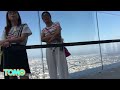 Skyslide : Un toboggan de verre à 300 m d'altitude est ouvert au public à LA