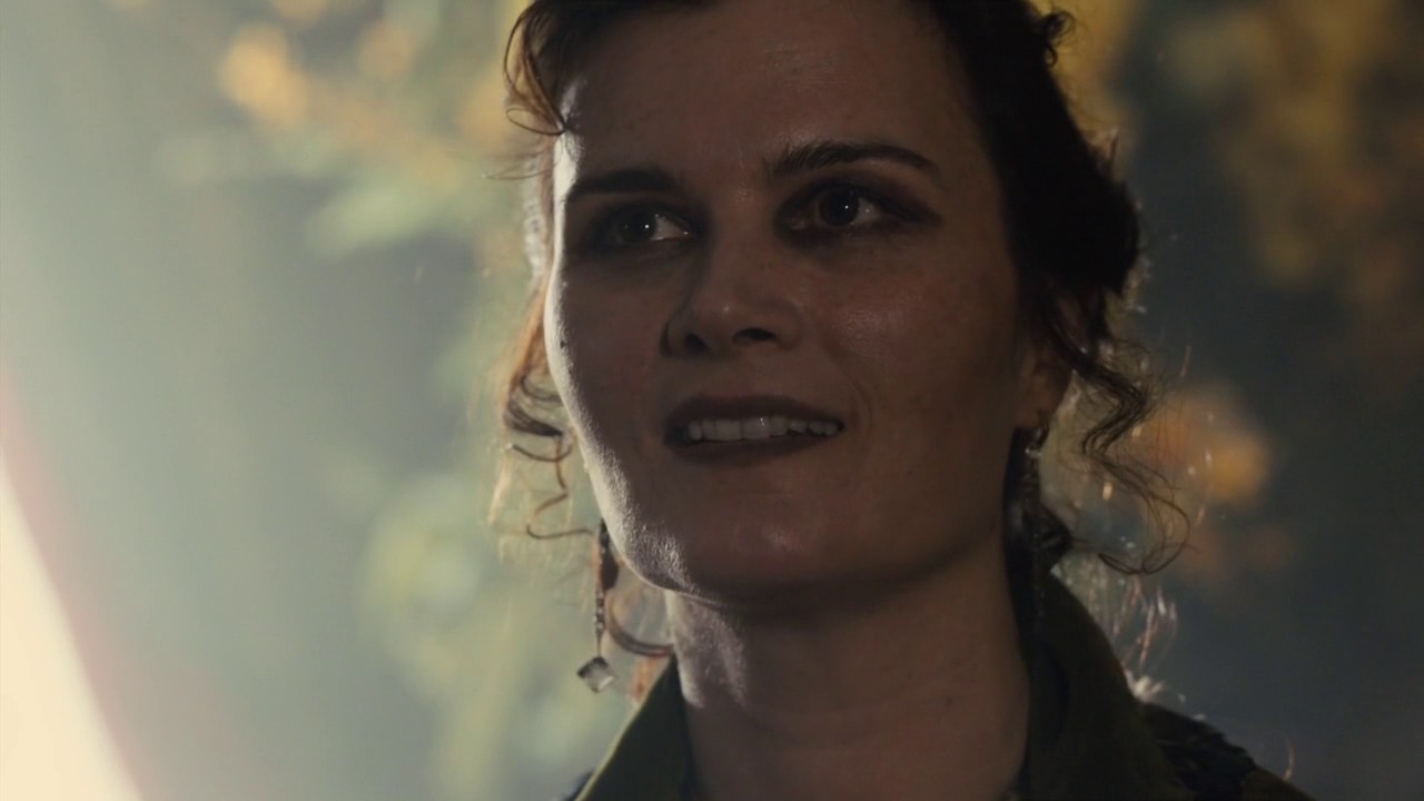 Taboo (2017) -  Lorna gets the safe passage letter from countess Musgrove