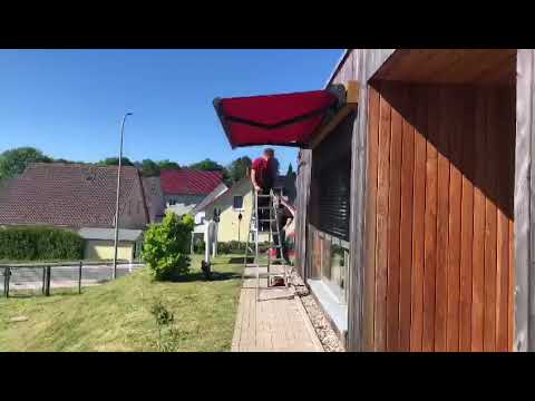 Motor Markise mit Vario Volant für Kita