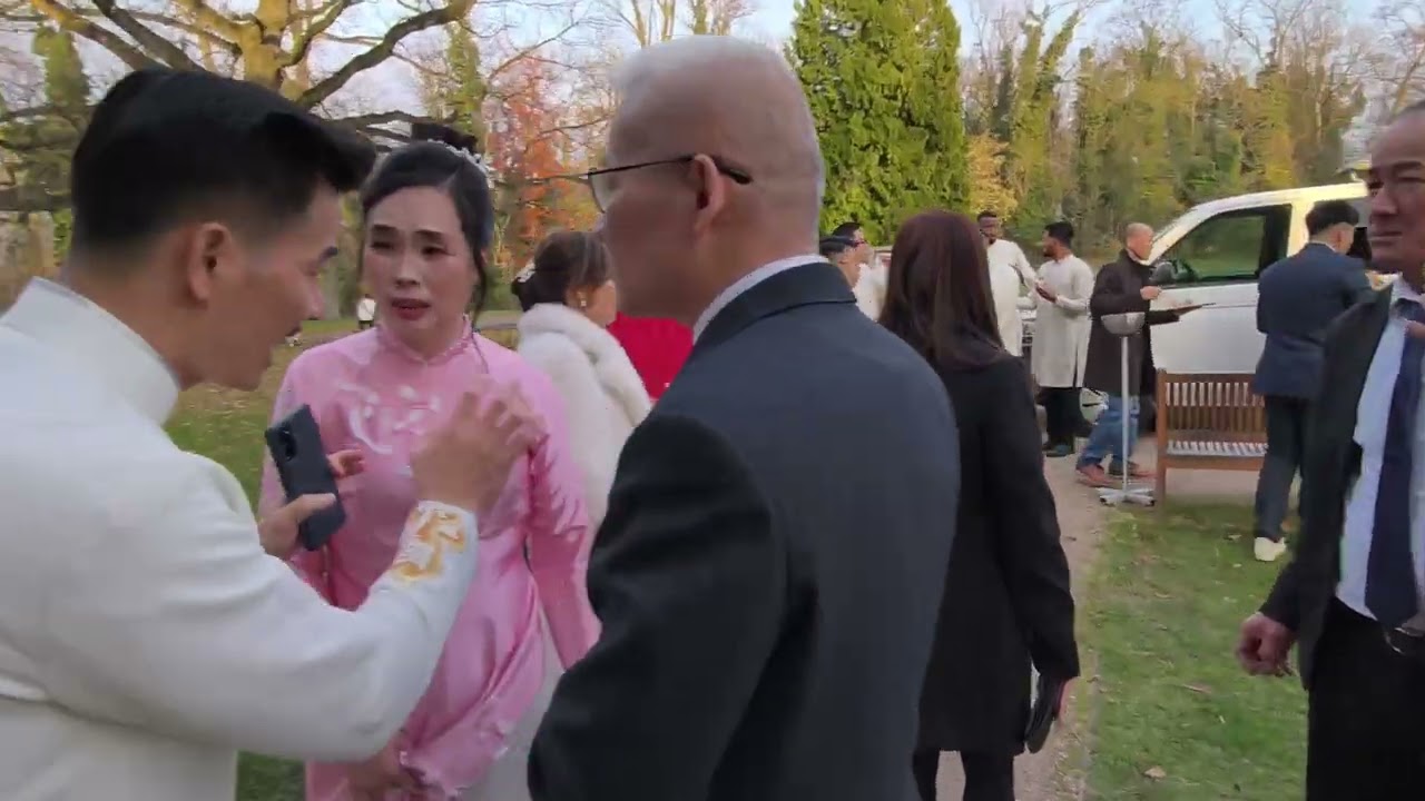 Đám cưới cháu gái Ngọc Bích tại lâu đài Report CZ