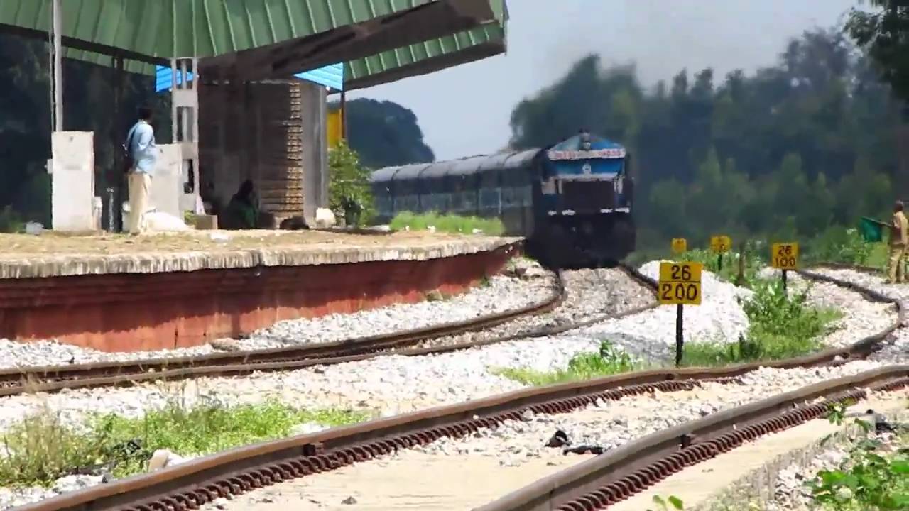 Madly Honking WDP4 Thunders thru Golhalli