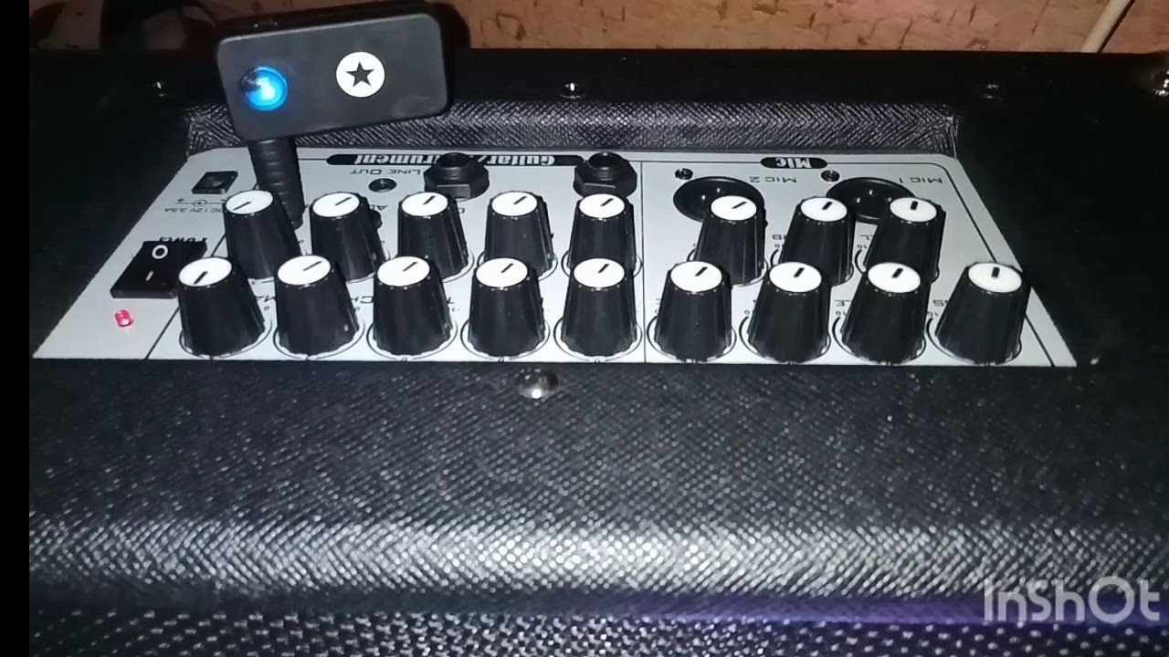 Club music on a Monolith Road Star 30 guitar amp (A State Of Trance Radio)