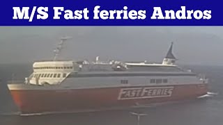 Fast ferries: M/S Fast ferries Andros arriving to Tinos