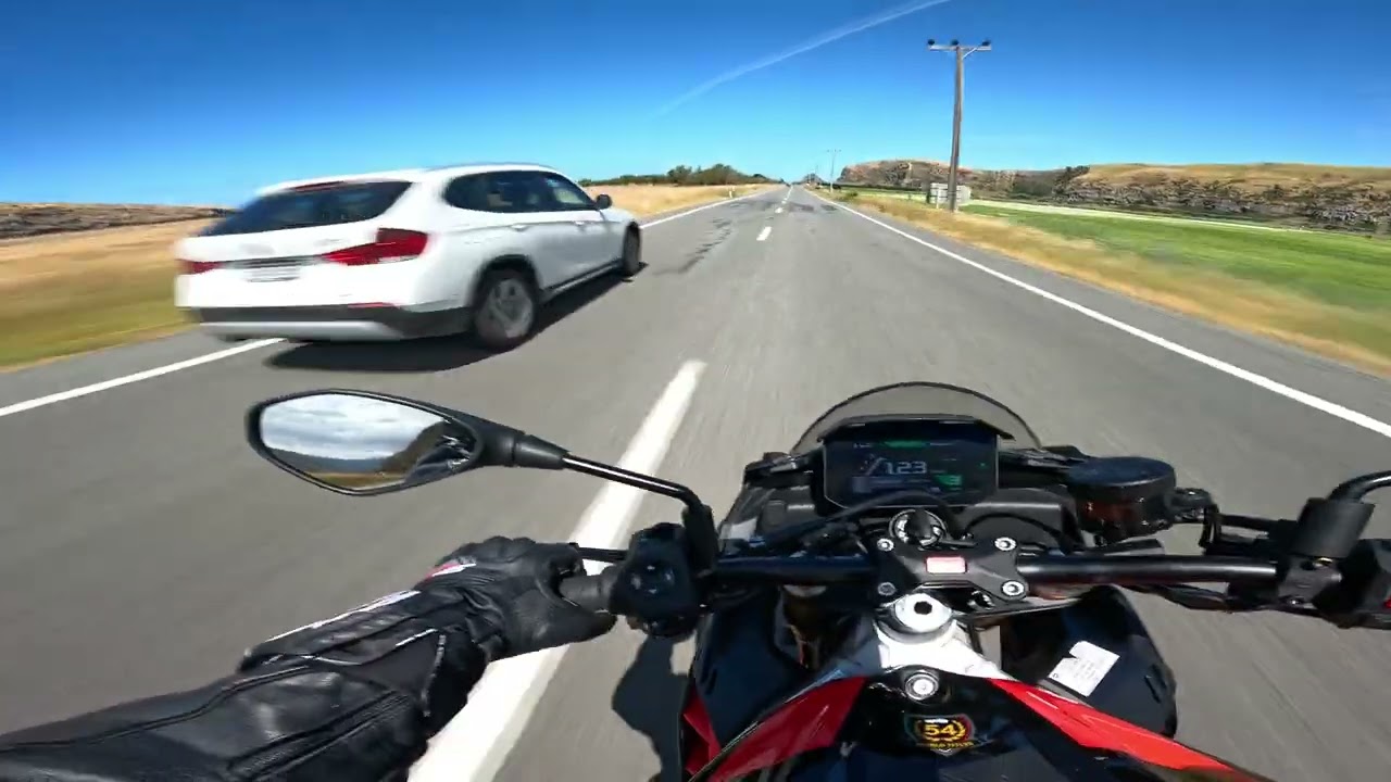 Apriia Touno V4 The Sound, The Power, The Looks... Absolutely Amazing