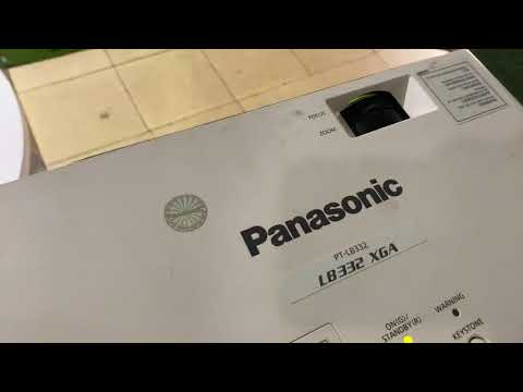 Máy chiếu Panasonic Pt-LB332