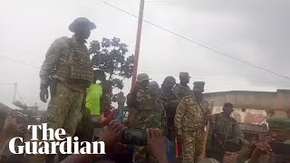 Crowd cheers M23 rebels advancing south in eastern DRC