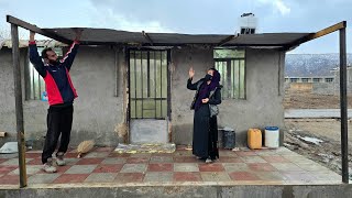 Download Lagu Completing the balcony in the bone-chilling cold to save Narges' hut MP3