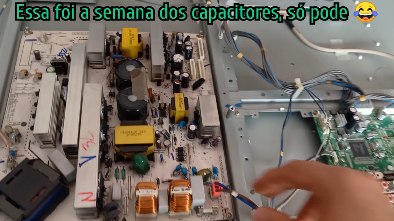 Tv LG 42 polegadas modelo 42LC4R não funciona HDMI as vezes funciona sem som e gaguejando o áudio