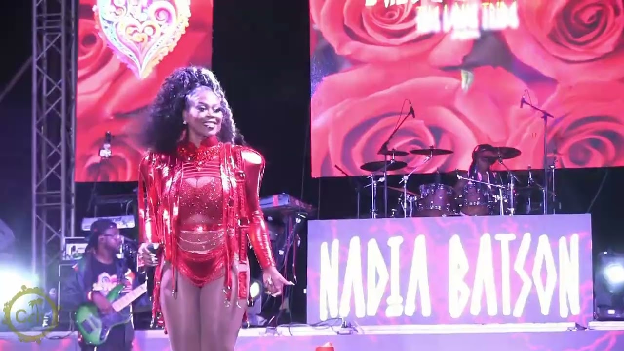 Надя Бэтсон: впечатляющее открытие фестиваля Artform 2025 «The Love Tribe»