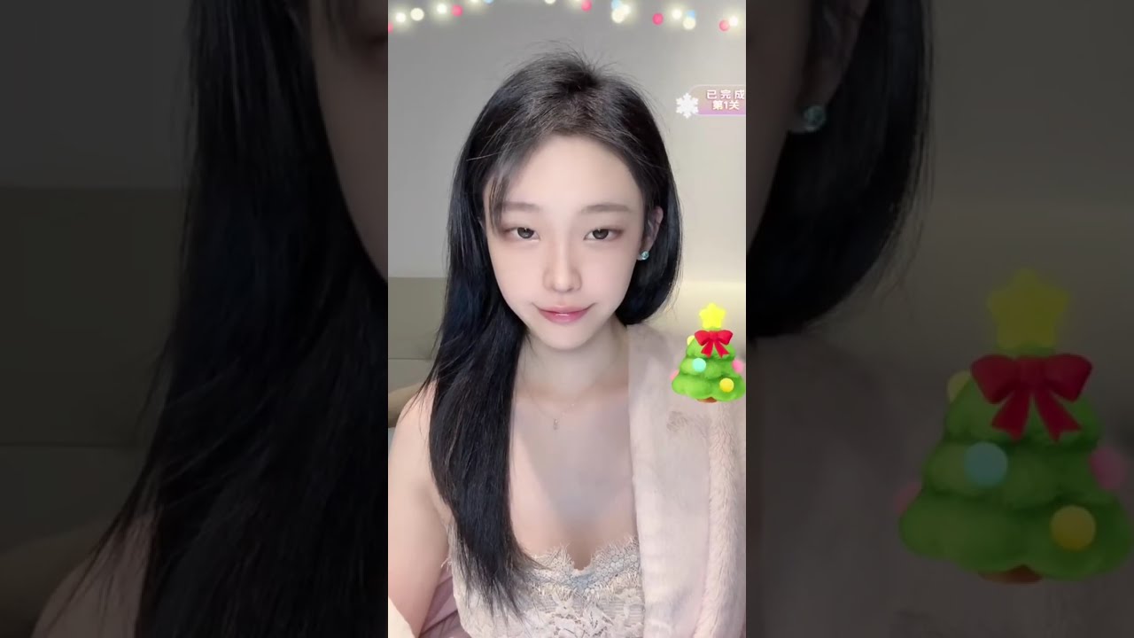美女直播闪现，全程有球看，不愧是少妇！