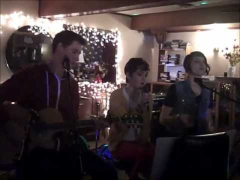 Rachel Ross and Josiah and Andrea Harpster cover Mean by Taylor Swift