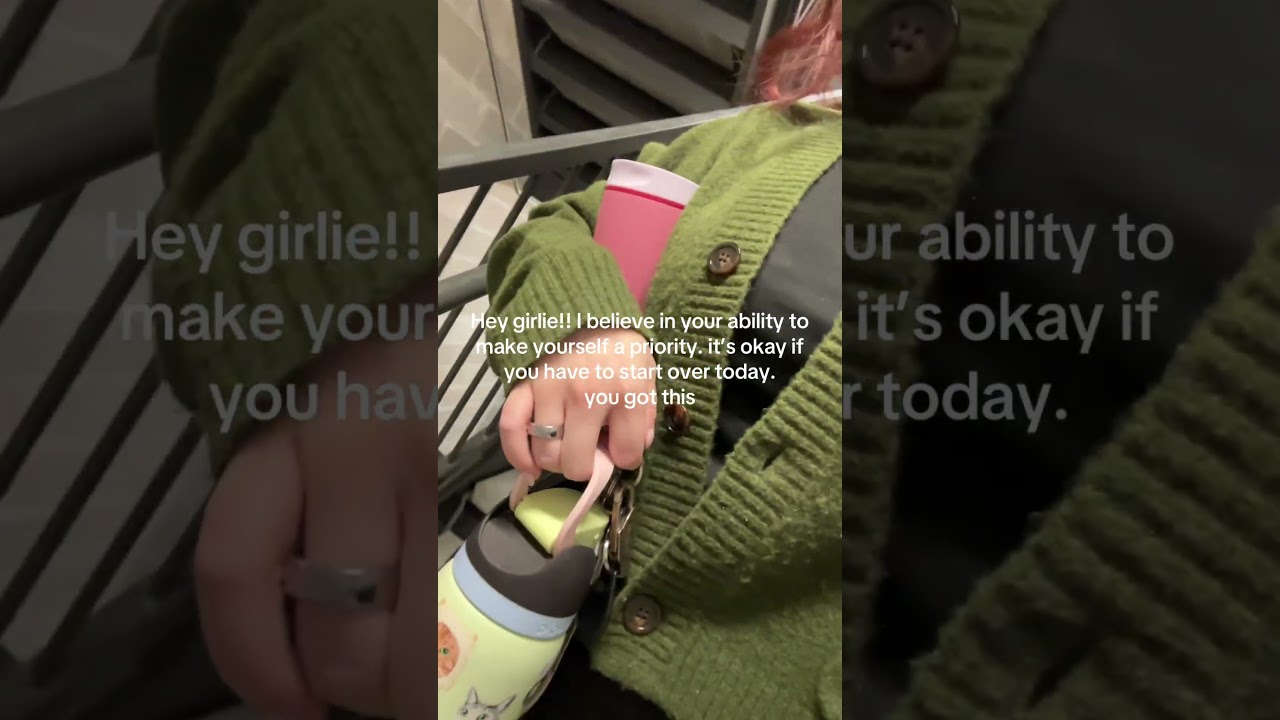 tuesday again!!! ☕️🤍 